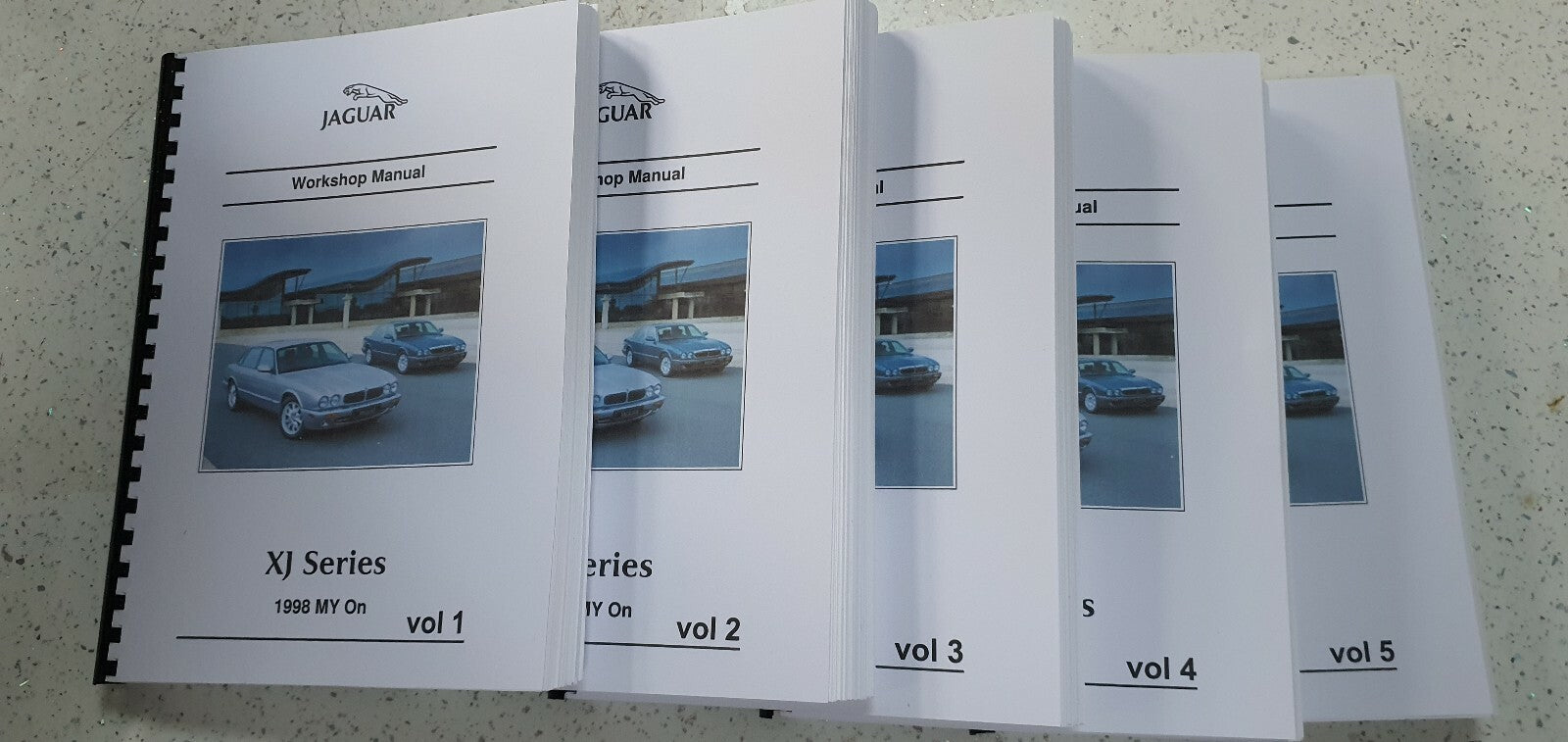 JAGUAR X308 XJ XJ8 XJR 1998 - 2003 WORKSHOP SERVICE MANUAL REPRINTED 120 GSM A4